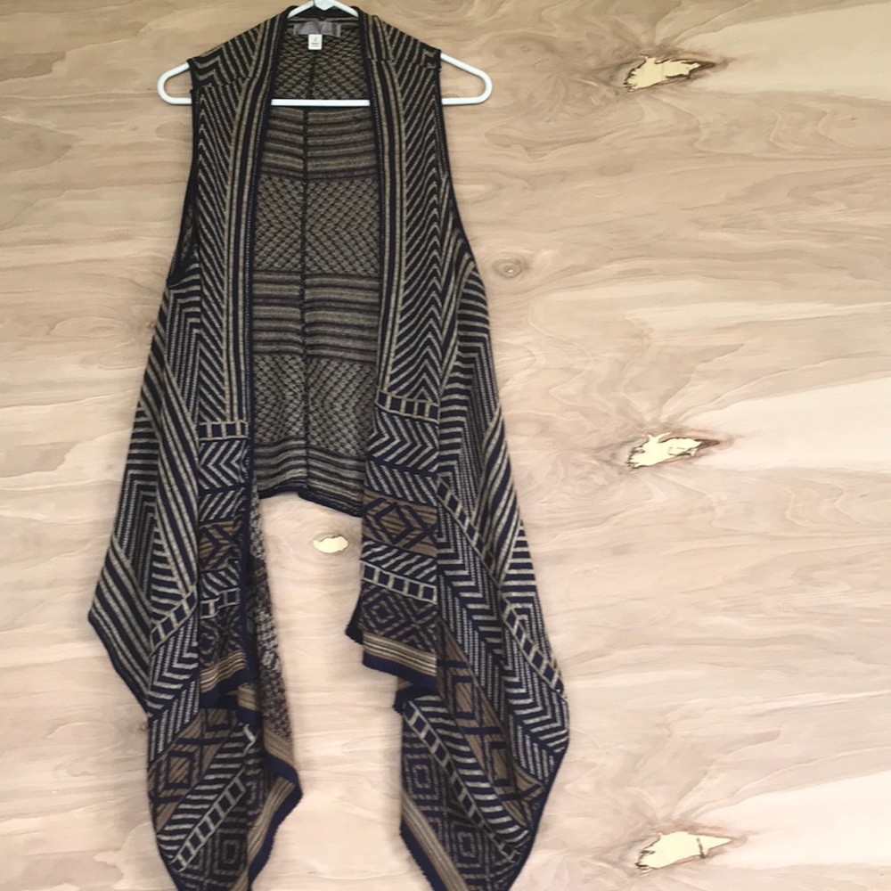 Francesca’s brand, Aztec sleeveless vest